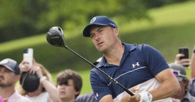 Golf-Spieth Grand Slam bid put in the shade by Woods and McIlroy