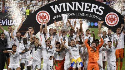 Eintracht Frankfurt Beat Rangers On Penalties To Win Europa League