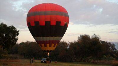 South Africa's first Black hot air balloon pilot shakes up once-exclusive sport - channelnewsasia.com - South Africa -  Johannesburg