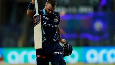 Watch: Furious Gujarat Titans Star Matthew Wade Throws Away Bat In Dressing Room After Controversial Dismissal Vs RCB