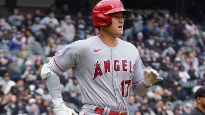 Los Angeles Angels star Shohei Ohtani removed from road game because of right groin tightness