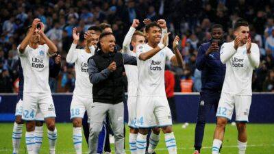 Lyon win 3-0 at Marseille