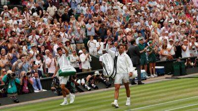 Nadal, Djokovic y Tsitsipas, contra la exclusión de tenistas rusos en Wimbledon
