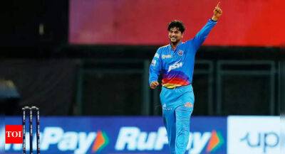 Rohit Sharma behind Kuldeep Yadav's resurgence, Virat Kohli preferred Axar Patel because of his batting capabilities, says Kuldeep's childhood coach - timesofindia.indiatimes.com -  Delhi -  Kolkata