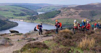 Climber injured in Peak District after group of men 'threw boulder onto him' - manchestereveningnews.co.uk