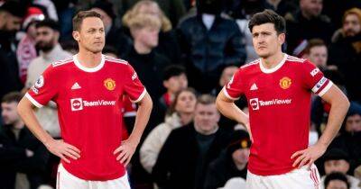 Roy Keane and Gary Neville agree Manchester United dressing room must be fixed