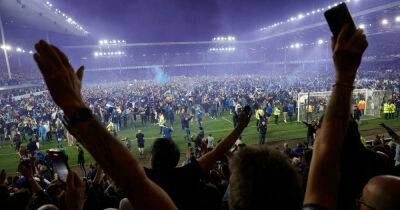 Everton 3-2 Crystal Palace, Aston Villa 1-1 Burnley: Premier League – live!