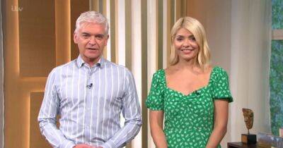 ITV This Morning's Holly Willoughby and Phillip Schofield dubbed 'icons' by unexpected reality star