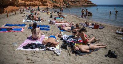 Spain travel: Unvaccinated Brits to visit the country for holidays 'within days' - manchestereveningnews.co.uk - Britain - Spain - Eu
