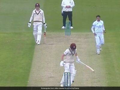 Craig Overton - Watch: Somerset Captain Tom Abell "Watches In Horror" As He Gets Bowled After Much Drama Against Hampshire - sports.ndtv.com - Pakistan