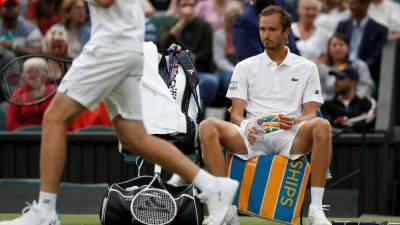 Wimbledon loses ranking points over ban on Russian players