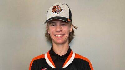 14-year-old Yukoner chosen 1st overall in Western Hockey League draft - cbc.ca - county Canadian