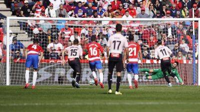 Vicente Moreno - Quique Sánchez Flores - Javier Aguirre - LaLiga Santander | Del gol de Lanzarote al "me estás molestando, hermano" de RdT - en.as.com - Santander