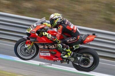 Alex Lowes - Iker Lecuona - Jonathan Rea - Andrea Locatelli - WorldSBK Estoril: Bautista takes blistering race one win - bikesportnews.com - Portugal