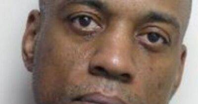 Prisoner goes on the run - then phones his local paper to say 'jail's driving me insane' - manchestereveningnews.co.uk - Manchester