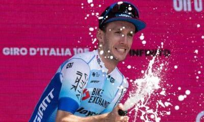 Giro d’Italia: Simon Yates claims stage as Richard Carapaz takes pink jersey