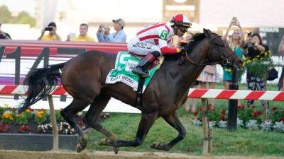 Early Voting wins the 147th Preakness Stakes