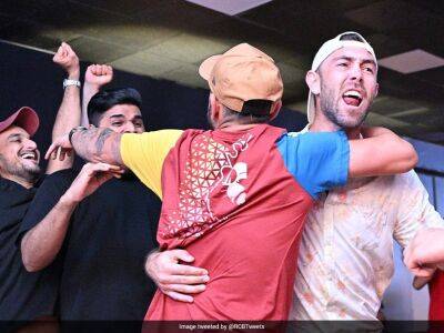 Watch: Mad Celebrations Break Out In RCB Camp As They Qualify For Playoffs After Mumbai Indians Beat Delhi Capitals