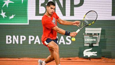 Alcaraz - Londero: horario, TV y cómo y dónde ver la primera ronda de Roland Garros 2022