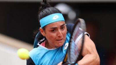 In-form Jabeur exits French Open after shock defeat by Linette
