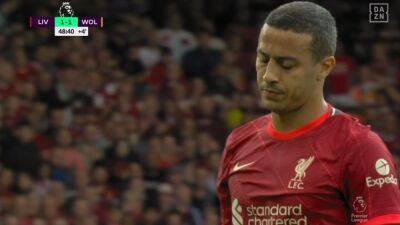 Otro drama para Klopp: el momento en que Thiago se rompe a seis días del Madrid