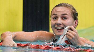 Ariarne Titmus breaks Katie Ledecky world record as coach Dean Boxall erupts again