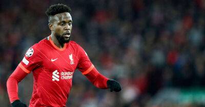 Watch: Liverpool players and Klopp give Divock Origi a guard of honour - msn.com - Italy -  Paris