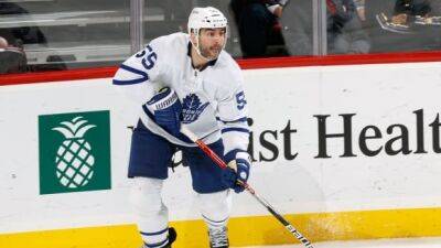 Maple Leafs sign defenceman Giordano to 2-year contract extension