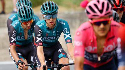 'No point in attacking' – Final climb at Giro d’Italia was too easy, suggest Jai Hindley and Dan Lloyd