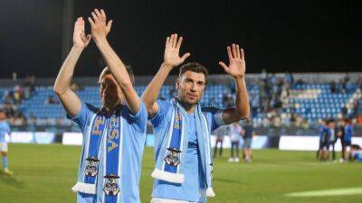 Emotiva despedida de Lara y Morillas con el Ibiza - en.as.com