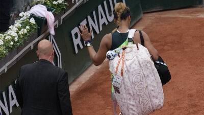 Naomi Osaka bounced from French Open after first round loss to Amanda Anisimova