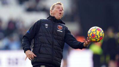Stuart Pearce steps down from his coaching role at West Ham