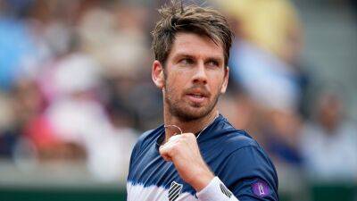 Cameron Norrie off to winning start at French Open