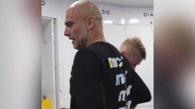 Esto es lo que pasó al entrar Guardiola en el vestuario del City en plena celebración: dice mucho