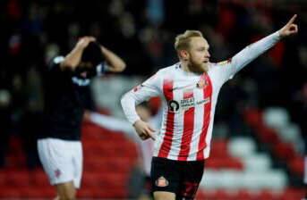 Alex Pritchard outlines Lee Johnson conversation that has played out in Sunderland’s promotion-winning season