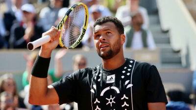 Roger Federer - Rafael Nadal - Andy Murray - Roland Garros - France’s Tsonga bids emotional farewell to tennis career after French Open loss - france24.com - France - Australia - Norway -  Paris