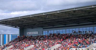 Two fans arrested at York City's promotion winning game against Boston United - msn.com -  Boston -  York
