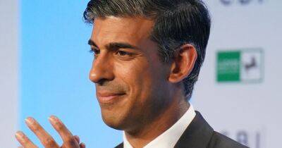 Rishi Sunak 'pays £10k for private return helicopter to Tory dinner in Wales'