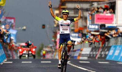 Jan Hirt wins stage 16 of Giro, Richard Carapaz retains overall lead