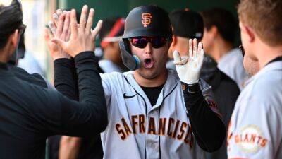 Joc Pederson hits 3 home runs, drives in 8 as San Francisco Giants take wild one over New York Mets