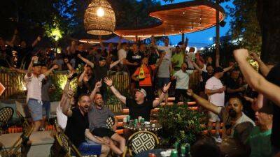 Albanian police officers injured in violence ahead of Conference League final - channelnewsasia.com - Netherlands - Italy - Albania -  Tirana