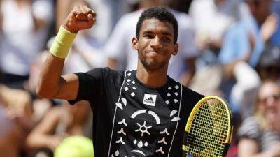 Canada's Auger-Aliassime advances to third round at French Open