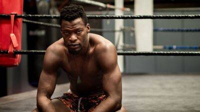 UFC 275: Welterweight bout reportedly cancelled - givemesport.com - Britain - Singapore