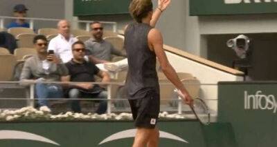 Alexander Zverev booed by French Open crowd after flipping out at his own team
