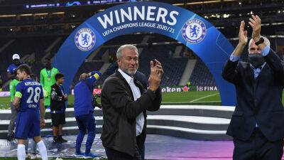 Sale of Chelsea by sanctioned Roman Abramovich approved by UK government