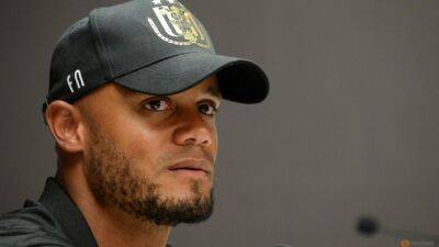 Kompany ends managerial role with Anderlecht