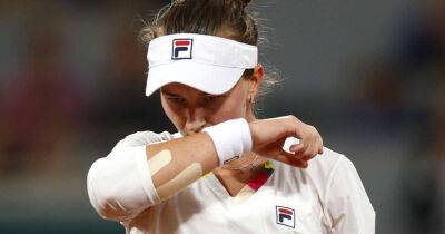 Tennis-Czechs Krejcikova, Bouzkova withdraw from French Open due to COVID