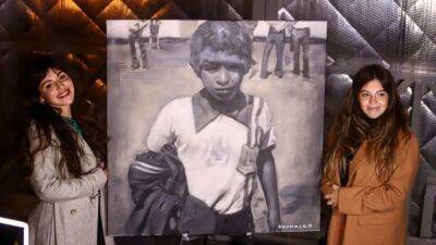 Diego Maradona - Maradona tribute plane unveiled in Argentina - channelnewsasia.com - Qatar - Argentina -  Buenos Aires