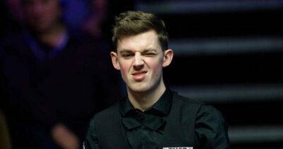 Mark Selby - James Cahill, Michael Georgiou and Michael Holt through to round four of Q School - msn.com - Britain