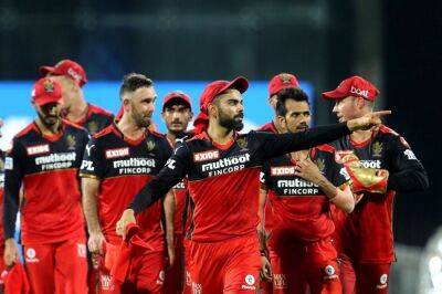 Dinesh Karthik - Rajat Patidar - Kohli hails Patidar nerve as Bangalore close on first IPL crown - news24.com -  Ahmedabad -  Bangalore